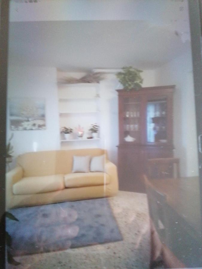 Apartamento Casa Silvio Torri Del Benaco Exterior foto
