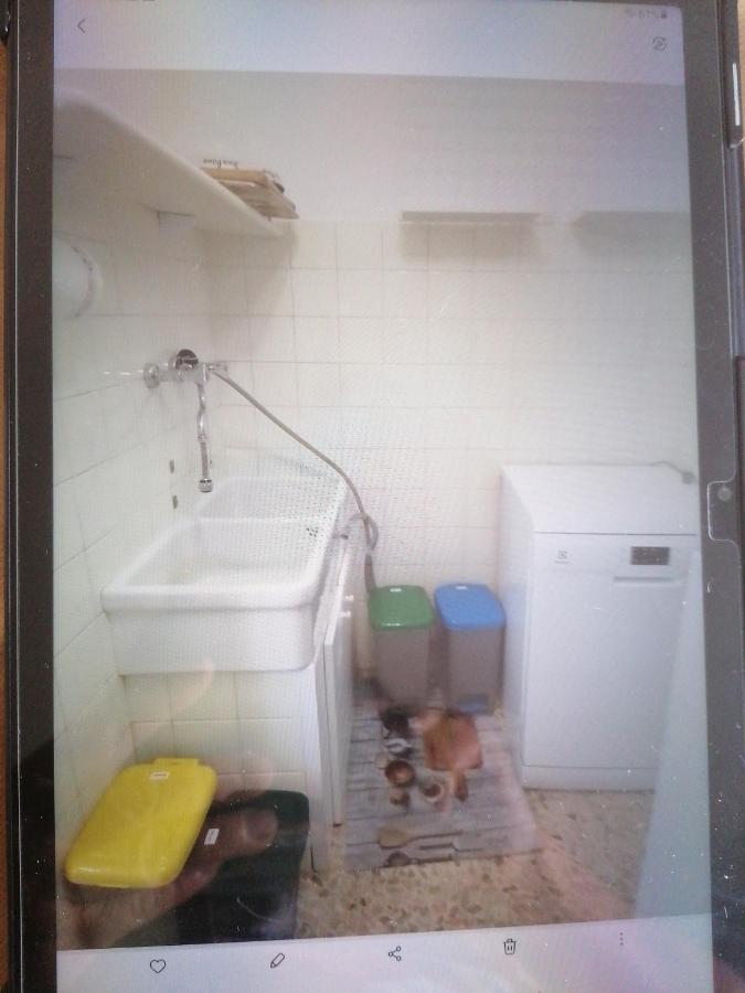 Apartamento Casa Silvio Torri Del Benaco Exterior foto